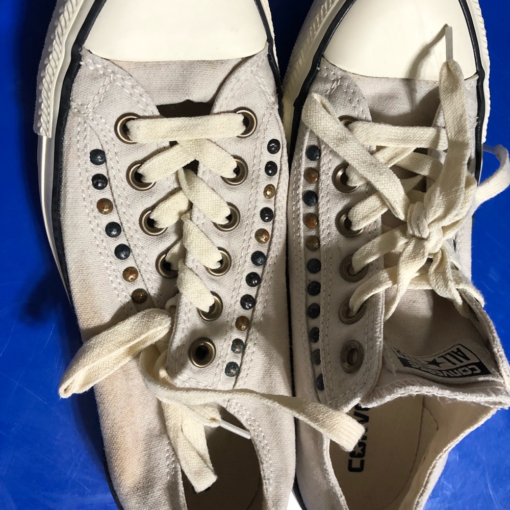 Converse woman’s 7